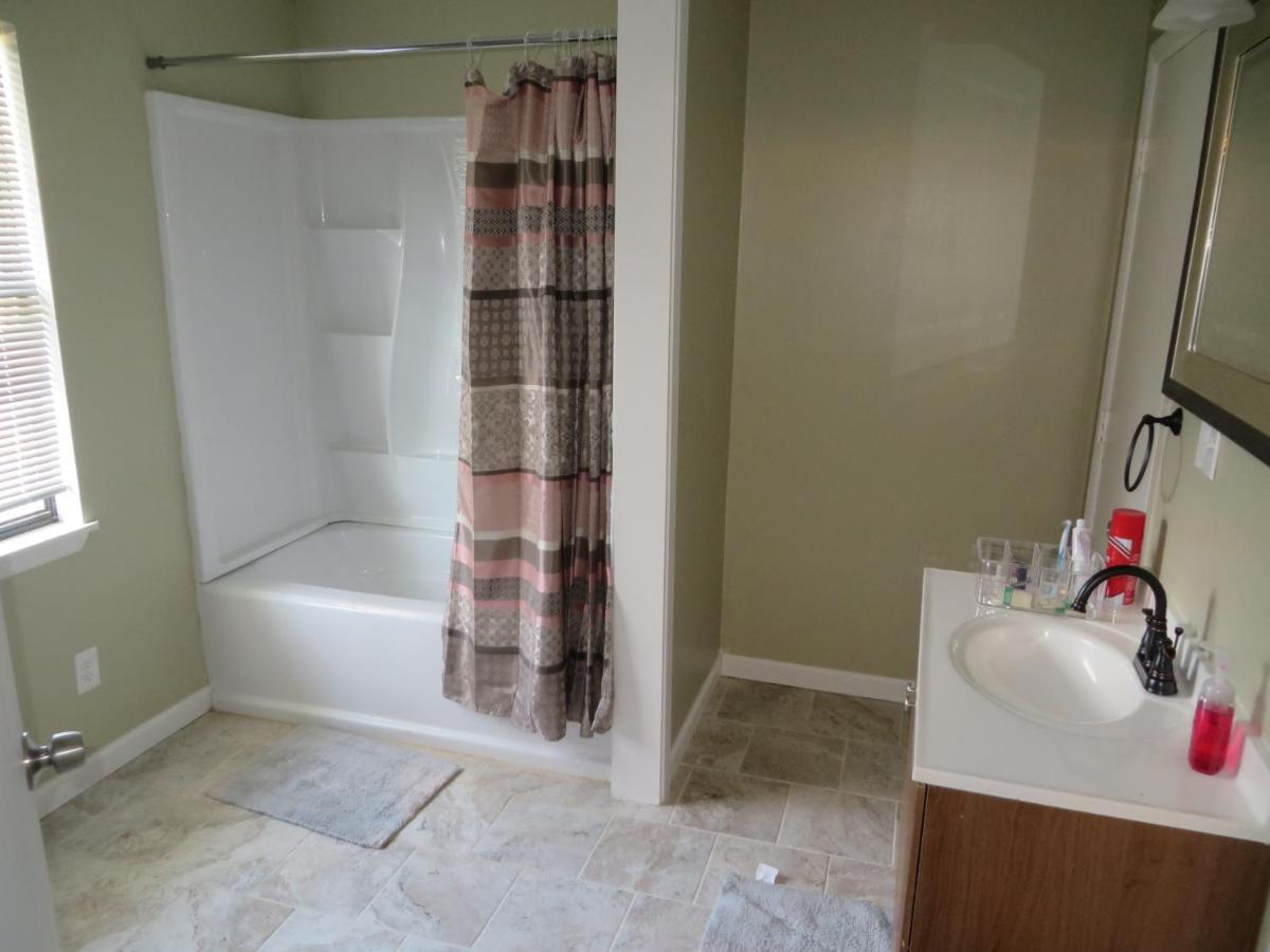5 Star Atlanta Harsfield Guesthouse College Park Εξωτερικό φωτογραφία