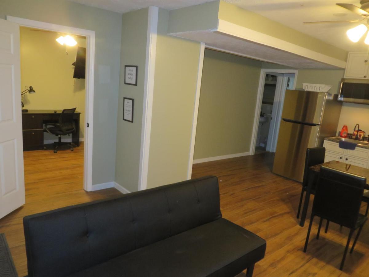 5 Star Atlanta Harsfield Guesthouse College Park Εξωτερικό φωτογραφία