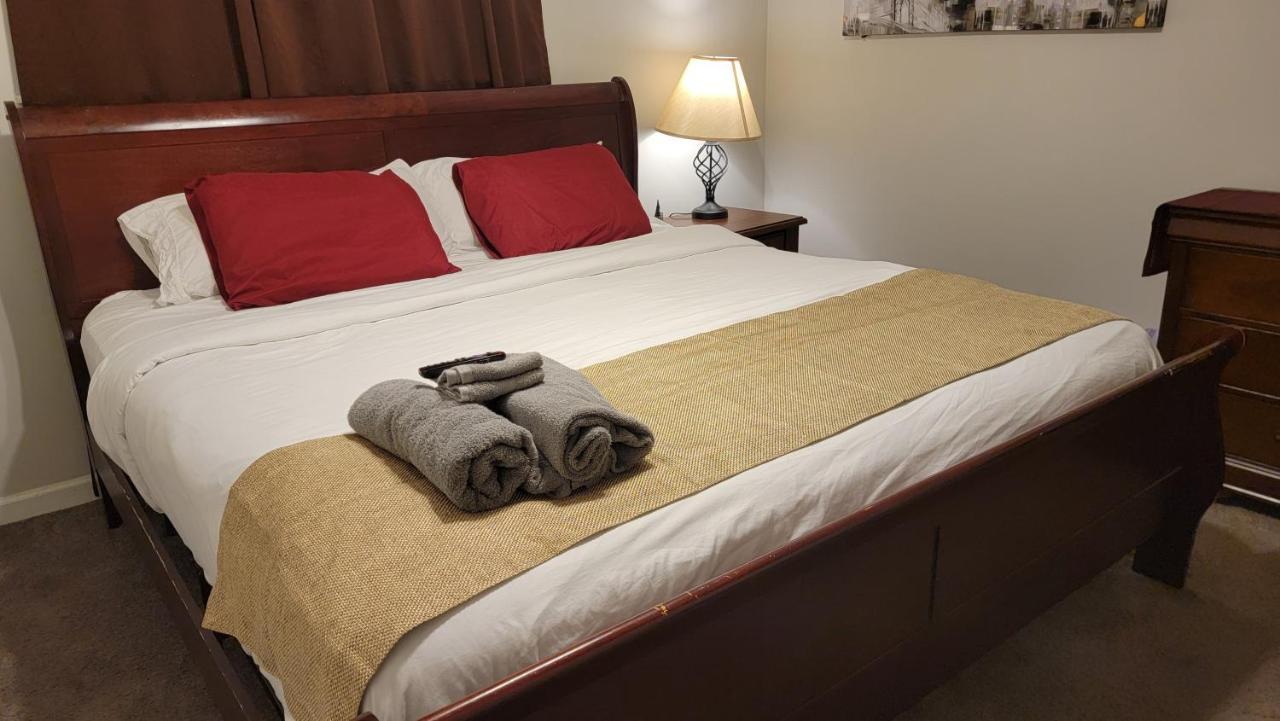 5 Star Atlanta Harsfield Guesthouse College Park Εξωτερικό φωτογραφία
